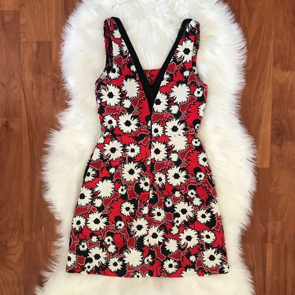 Floral Zara Dress - Picture 3 of 7